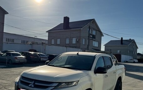 Mitsubishi L200 IV рестайлинг, 2020 год, 4 000 000 рублей, 8 фотография