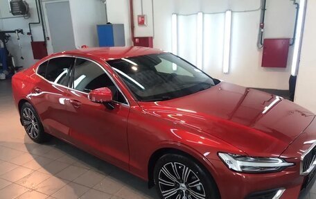 Volvo S60 III, 2019 год, 3 450 000 рублей, 2 фотография