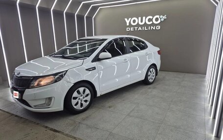 KIA Rio III рестайлинг, 2013 год, 650 000 рублей, 3 фотография