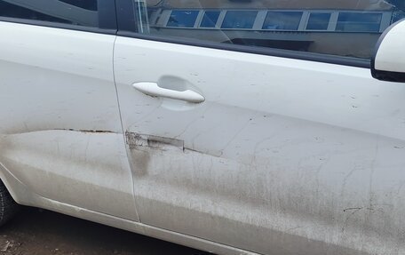 KIA Rio III рестайлинг, 2013 год, 650 000 рублей, 16 фотография