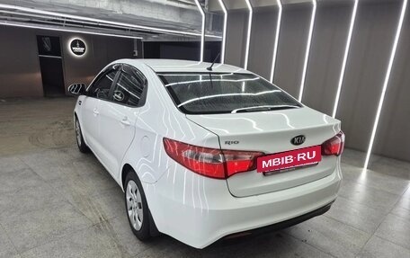 KIA Rio III рестайлинг, 2013 год, 650 000 рублей, 4 фотография