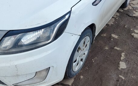 KIA Rio III рестайлинг, 2013 год, 650 000 рублей, 17 фотография