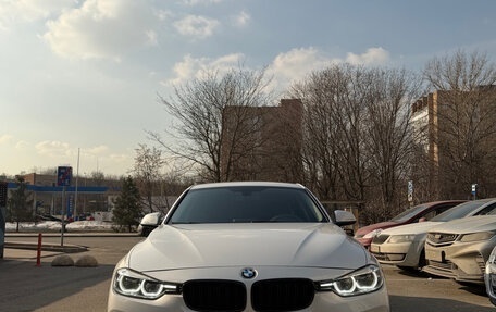 BMW 3 серия, 2018 год, 3 300 000 рублей, 3 фотография