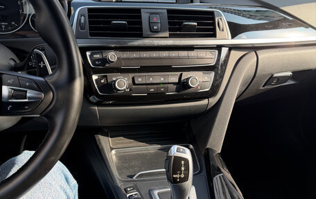 BMW 3 серия, 2018 год, 3 300 000 рублей, 16 фотография