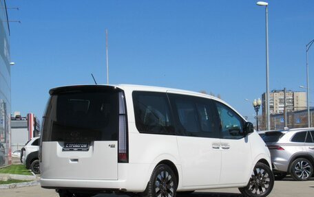 Hyundai Staria, 2024 год, 7 880 000 рублей, 5 фотография