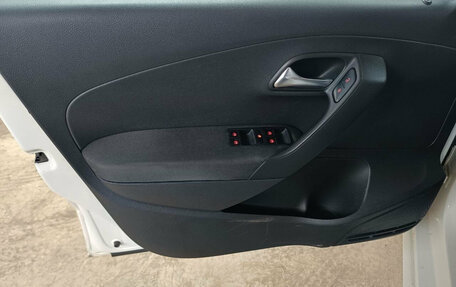 Volkswagen Polo VI (EU Market), 2010 год, 599 000 рублей, 19 фотография