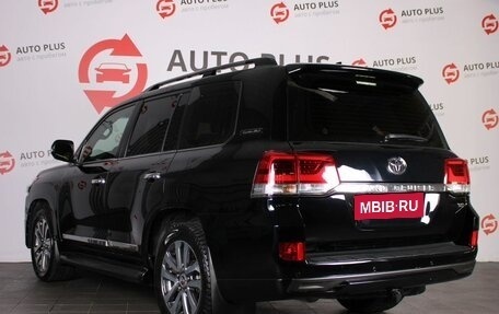 Toyota Land Cruiser 200, 2016 год, 6 000 000 рублей, 2 фотография