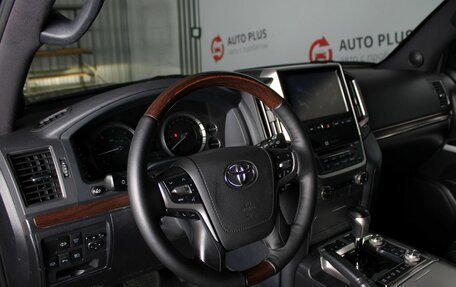 Toyota Land Cruiser 200, 2016 год, 6 000 000 рублей, 7 фотография