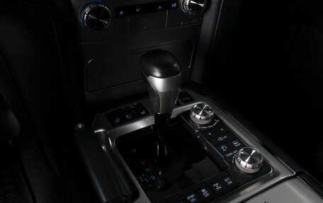 Toyota Land Cruiser 200, 2016 год, 6 000 000 рублей, 11 фотография