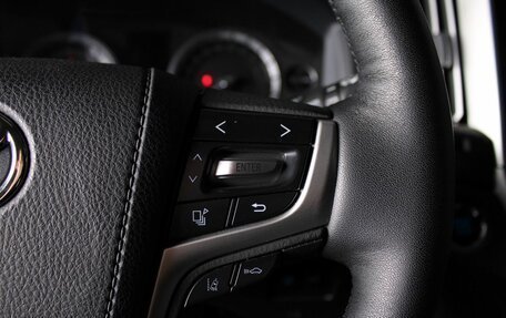 Toyota Land Cruiser 200, 2016 год, 6 000 000 рублей, 16 фотография