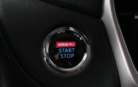 Toyota Land Cruiser 200, 2016 год, 6 000 000 рублей, 20 фотография