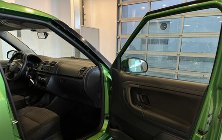 Skoda Fabia II, 2011 год, 425 000 рублей, 26 фотография