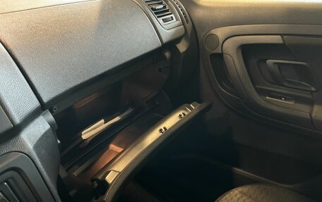 Skoda Fabia II, 2011 год, 425 000 рублей, 29 фотография