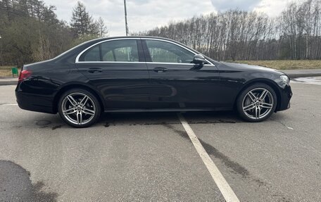 Mercedes-Benz E-Класс, 2019 год, 2 985 000 рублей, 7 фотография