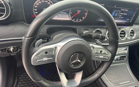 Mercedes-Benz E-Класс, 2019 год, 2 985 000 рублей, 12 фотография