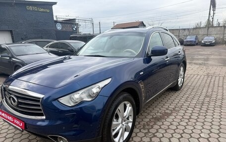 Infiniti QX70, 2014 год, 2 480 000 рублей, 2 фотография