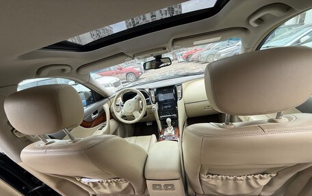 Infiniti QX70, 2014 год, 2 480 000 рублей, 17 фотография