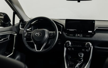 Toyota RAV4, 2025 год, 4 600 000 рублей, 10 фотография