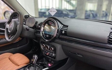 MINI Clubman, 2023 год, 3 013 000 рублей, 9 фотография