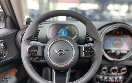 MINI Clubman, 2023 год, 3 013 000 рублей, 15 фотография