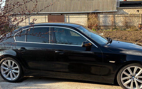 BMW 5 серия, 2004 год, 1 000 000 рублей, 5 фотография