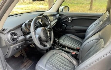 MINI Hatch, 2022 год, 1 933 000 рублей, 9 фотография