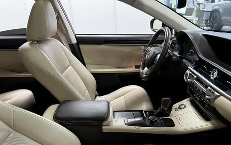 Lexus ES VII, 2016 год, 2 420 000 рублей, 10 фотография