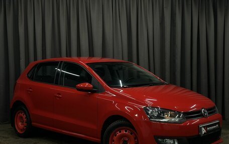 Volkswagen Polo VI (EU Market), 2010 год, 749 888 рублей, 2 фотография