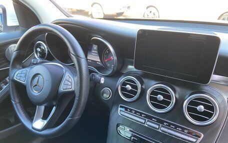 Mercedes-Benz GLC, 2017 год, 4 100 000 рублей, 15 фотография