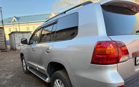 Toyota Land Cruiser 200, 2013 год, 3 000 000 рублей, 6 фотография