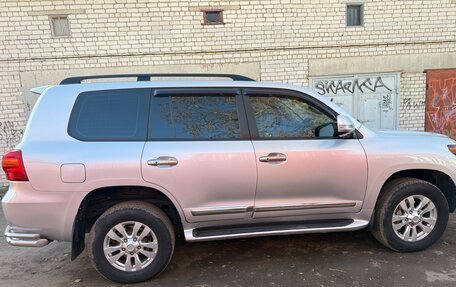 Toyota Land Cruiser 200, 2013 год, 3 000 000 рублей, 5 фотография