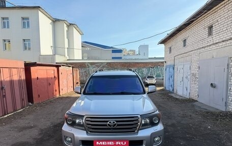 Toyota Land Cruiser 200, 2013 год, 3 000 000 рублей, 3 фотография