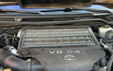 Toyota Land Cruiser 200, 2013 год, 3 000 000 рублей, 33 фотография