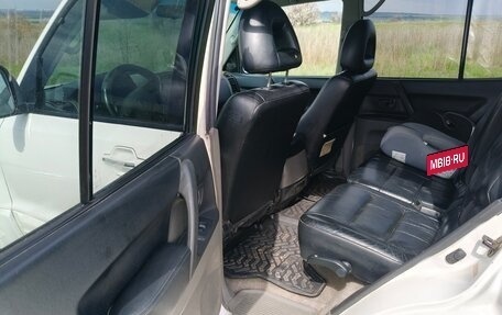 Mitsubishi Montero III, 2001 год, 750 000 рублей, 3 фотография