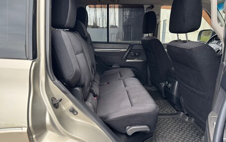Mitsubishi Pajero IV, 2012 год, 2 100 000 рублей, 23 фотография