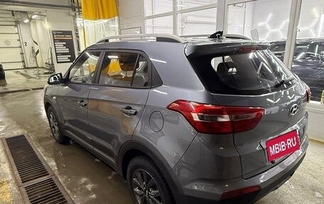 Hyundai Creta I рестайлинг, 2021 год, 1 800 000 рублей, 5 фотография