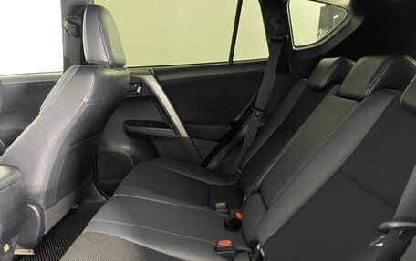 Toyota RAV4, 2016 год, 2 020 000 рублей, 6 фотография