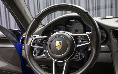 Porsche 911, 2018 год, 10 990 000 рублей, 18 фотография