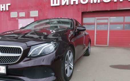 Mercedes-Benz E-Класс, 2018 год, 3 530 000 рублей, 2 фотография