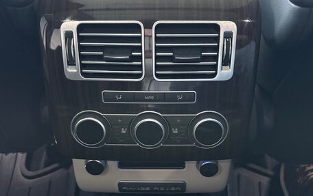 Land Rover Range Rover IV рестайлинг, 2013 год, 3 650 000 рублей, 12 фотография