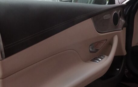 Mercedes-Benz E-Класс, 2018 год, 3 530 000 рублей, 10 фотография