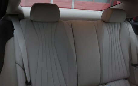 Mercedes-Benz E-Класс, 2018 год, 3 530 000 рублей, 19 фотография