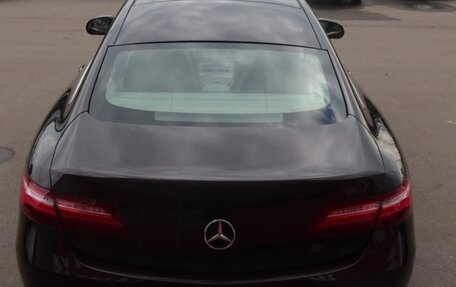 Mercedes-Benz E-Класс, 2018 год, 3 530 000 рублей, 8 фотография