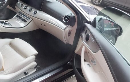 Mercedes-Benz E-Класс, 2018 год, 3 530 000 рублей, 26 фотография