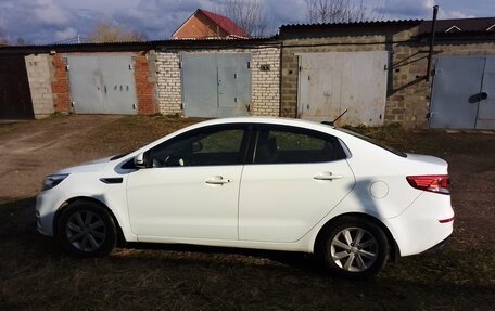 KIA Rio III рестайлинг, 2017 год, 900 000 рублей, 3 фотография