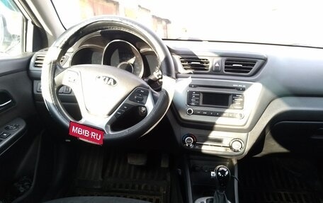 KIA Rio III рестайлинг, 2017 год, 900 000 рублей, 8 фотография