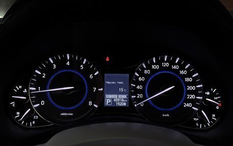 Infiniti QX80 I рестайлинг, 2014 год, 4 290 000 рублей, 16 фотография