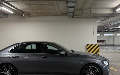 Mercedes-Benz E-Класс, 2016 год, 3 200 000 рублей, 13 фотография