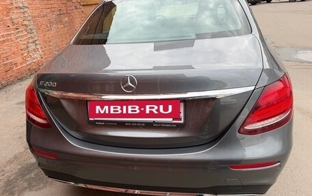 Mercedes-Benz E-Класс, 2016 год, 3 200 000 рублей, 3 фотография