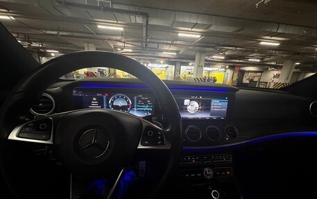 Mercedes-Benz E-Класс, 2016 год, 3 200 000 рублей, 24 фотография